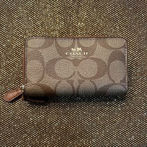 COACH small zip wallet.  Signature Brown. New without tags.